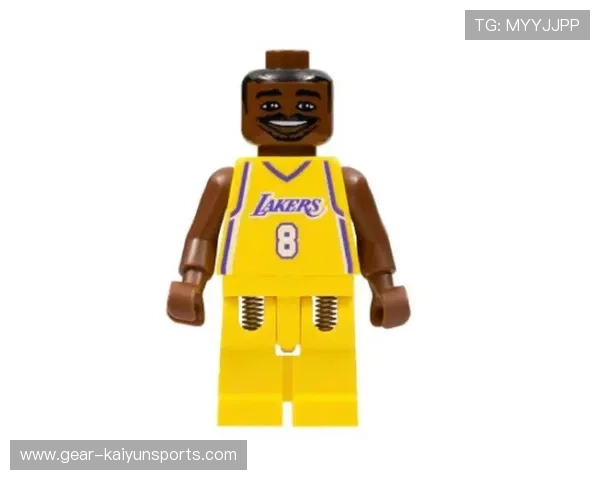 足球球星乐高人仔揭晓 哪位球员的形象被完美还原成乐高版人物模型